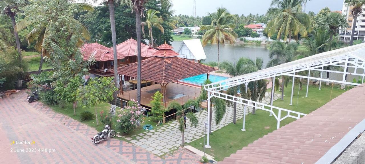 Udaya Resort Palakkad Exteriör bild